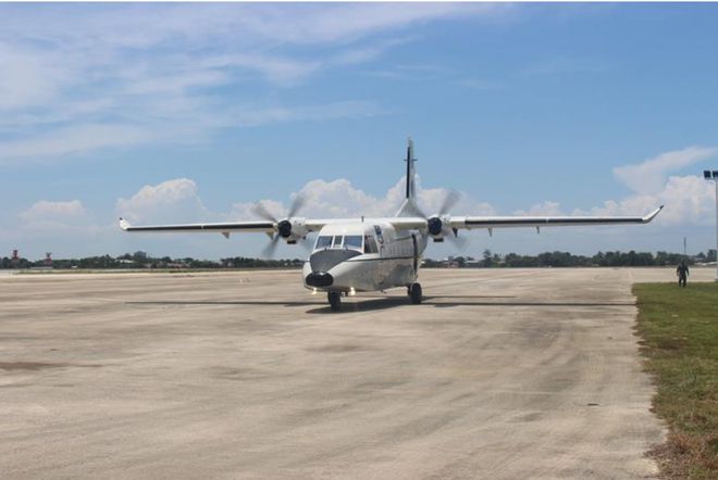 菲军机闯中国南沙岛领空 中方驱离